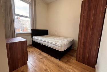 3 bed flat, Eighth Avenue, Heaton, Newcastle, NE65YB - Image 6